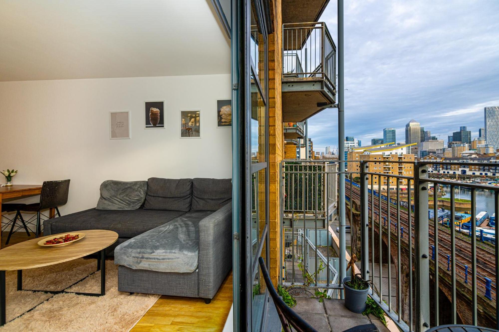 Zenith Hub Apartment ลอนดอน ภายนอก รูปภาพ