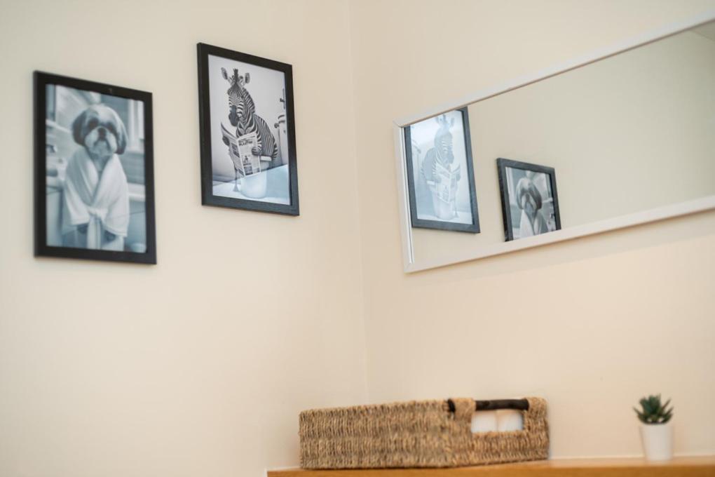 Zenith Hub Apartment ลอนดอน ภายนอก รูปภาพ