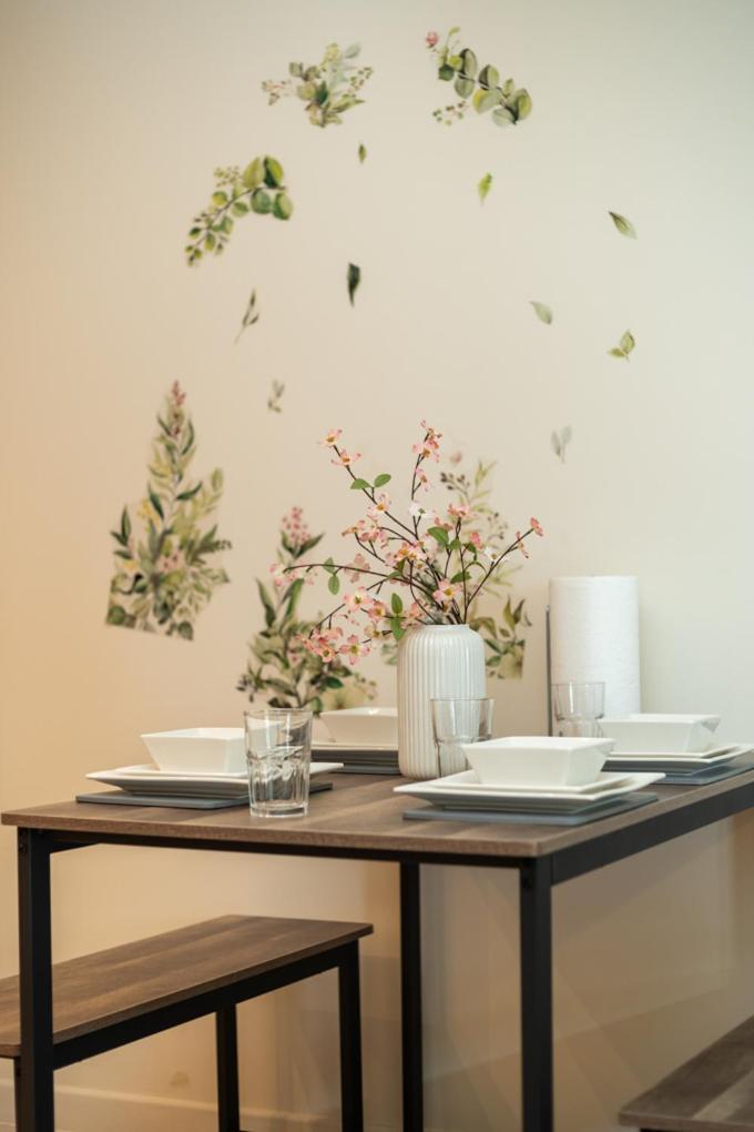 Zenith Hub Apartment ลอนดอน ภายนอก รูปภาพ